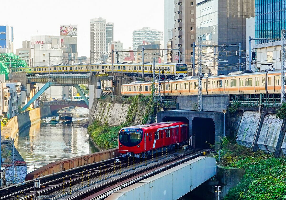 鉄道好きな人のための本3 - 地図・旅行ガイド