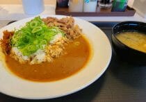 うな丼、松屋より「すき家」が高評価…同じ800円台でもクオリティに大きな差