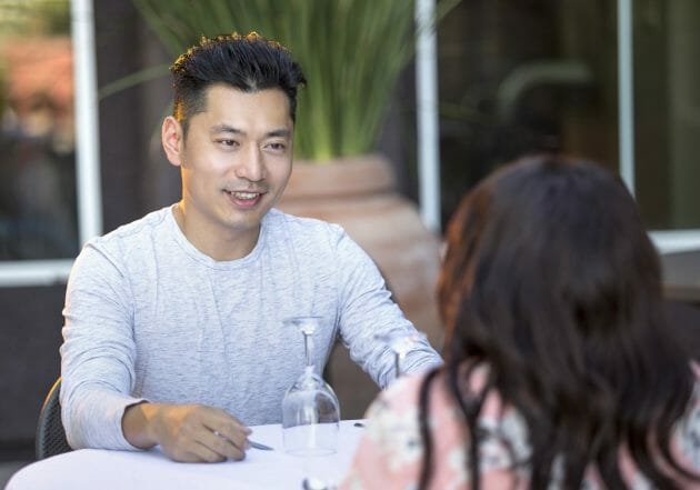 結婚相談所で美女とお見合い、サクラの可能性も…男性会員を騙すための「特別会員」