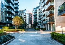 「タワマン最上階に住んだら地獄だった」は本当か…夏は冷房入れても蒸し風呂状態