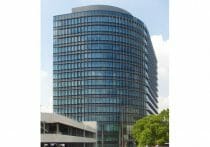 年収500万円でもヴェルファイアに乗れる？買ってもよい？リースと購入を検証