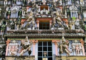 世界3位の経済・軍事大国に…インド、報じられない実像　年10％経済成長の陰