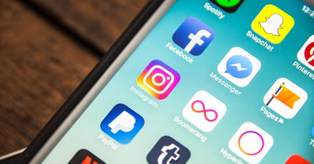 【iPhone】ホーム画面の見られたくないアプリを隠す4つの裏ワザ！