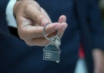 借金を踏み倒し続けたらどうなるのか…借金まみれの“エクストリーム層”