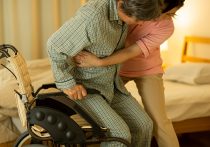 介護離職10万人超の衝撃…知らないでは済まされない“年間93日休める制度”