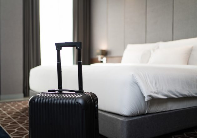 掃除は不要、朝食も無料…マンション借りず「ビジネスホテル暮らし」を選ぶ人たち