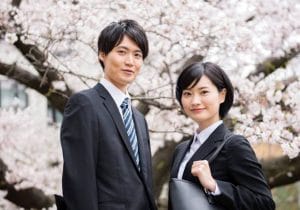 伸びる若手社員が「やらない事」…同僚と無駄に仲よくしない、仕事を手伝わない