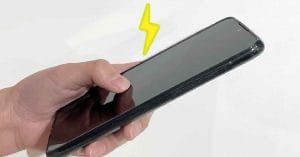 スマホ画面のタッチパネルが反応しないときの原因・対処法と画面性能・反応のチェック方法