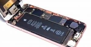 スマホのバッテリーを交換する方法と交換前にすべきこと、寿命を伸ばす方法も