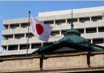 経常黒字、過去最大２５兆円＝貿易赤字縮小、旅行収支も最高―２３年度