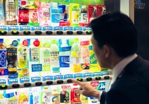 なぜ「缶」紅茶は見かけなくなったのか…過去30年でほぼ消滅した意外な理由