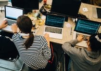 大手IT企業「経験者のみ採用」「他社が育てた人材欲しい」問題、どう攻略?