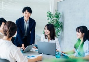 20～30代を希望→人材派遣会社「無理です」…派遣社員の8割は40代以上？