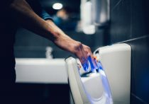 1日の遅れが数千億円の損失に…半導体装置の「性能競争」は終わりへ、東京エレクトロンの選択
