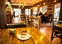 なぜシャトレーゼが激怒？某カフェが無断で販売、実は法律的には問題ない理由