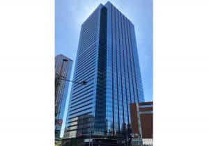 ホロライブ運営会社が下請法違反→法務部長「年収900万円～」募集に不安も