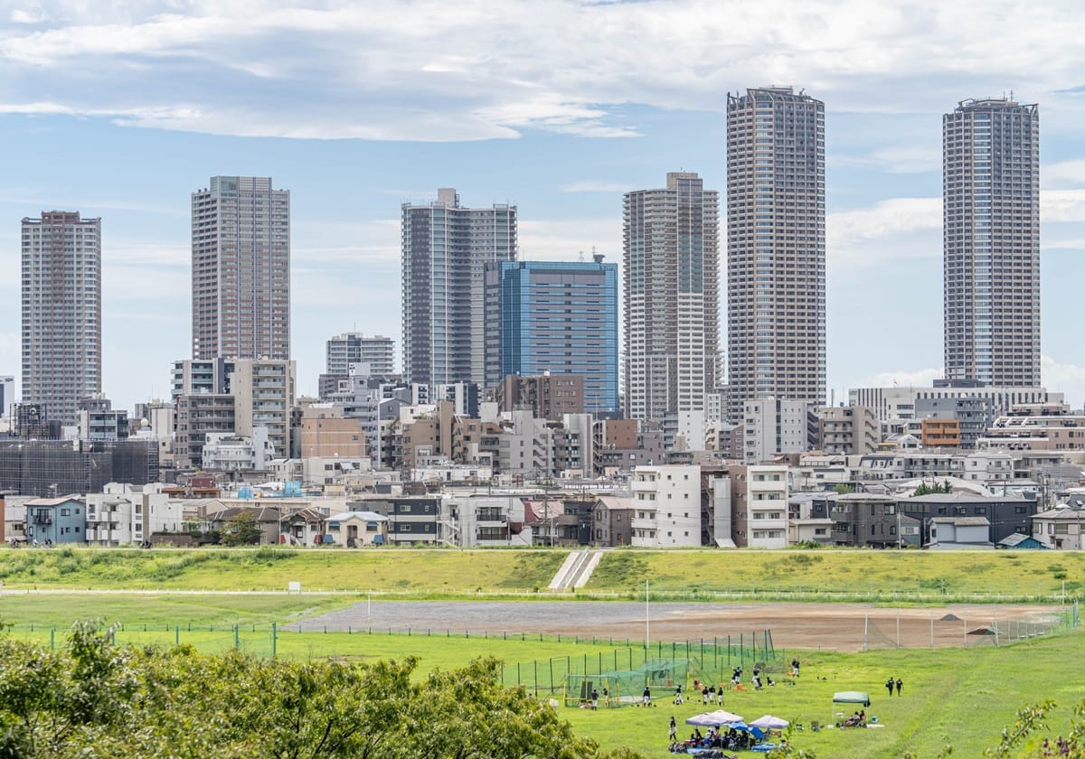 窓の目前に4段立体駐車場…江東区タワマン建設、野村不動産が周辺へ説明なしかの画像1