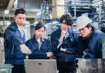 「東大大学院修了者も僻地の工場現場勤務」は正しい？日本企業の強さの秘密