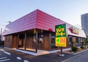 びっくりドンキー、過去最高益を支える先進的な店舗DX戦略…顧客の利便性第一