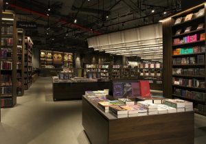 CCC、なぜ書店ツタヤの海外進出を加速？マレーシアで人気、カンボジアも出店