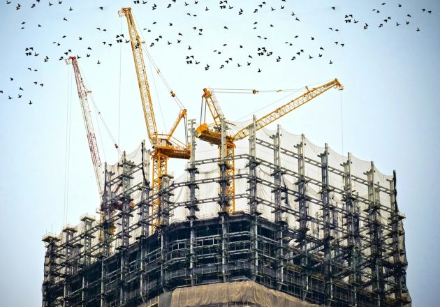 建設業界は「夢がある業種」 22歳・職人で年収1200万円も…人手不足の原因