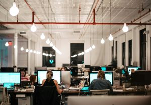 勤怠管理システムおすすめ17選｜無料プラン・補助金対応もわかる完全ガイド【2025年最新版】