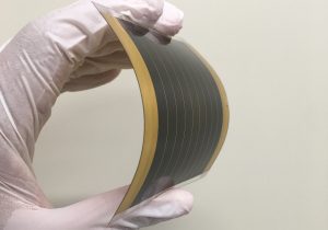 日本発ペロブスカイト太陽電池、再生可能エネに革命…日本で原発20基分に普及