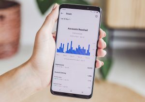 中小企業向けCRMツールおすすめ15選【料金・強みをタイプ別で徹底比較】
