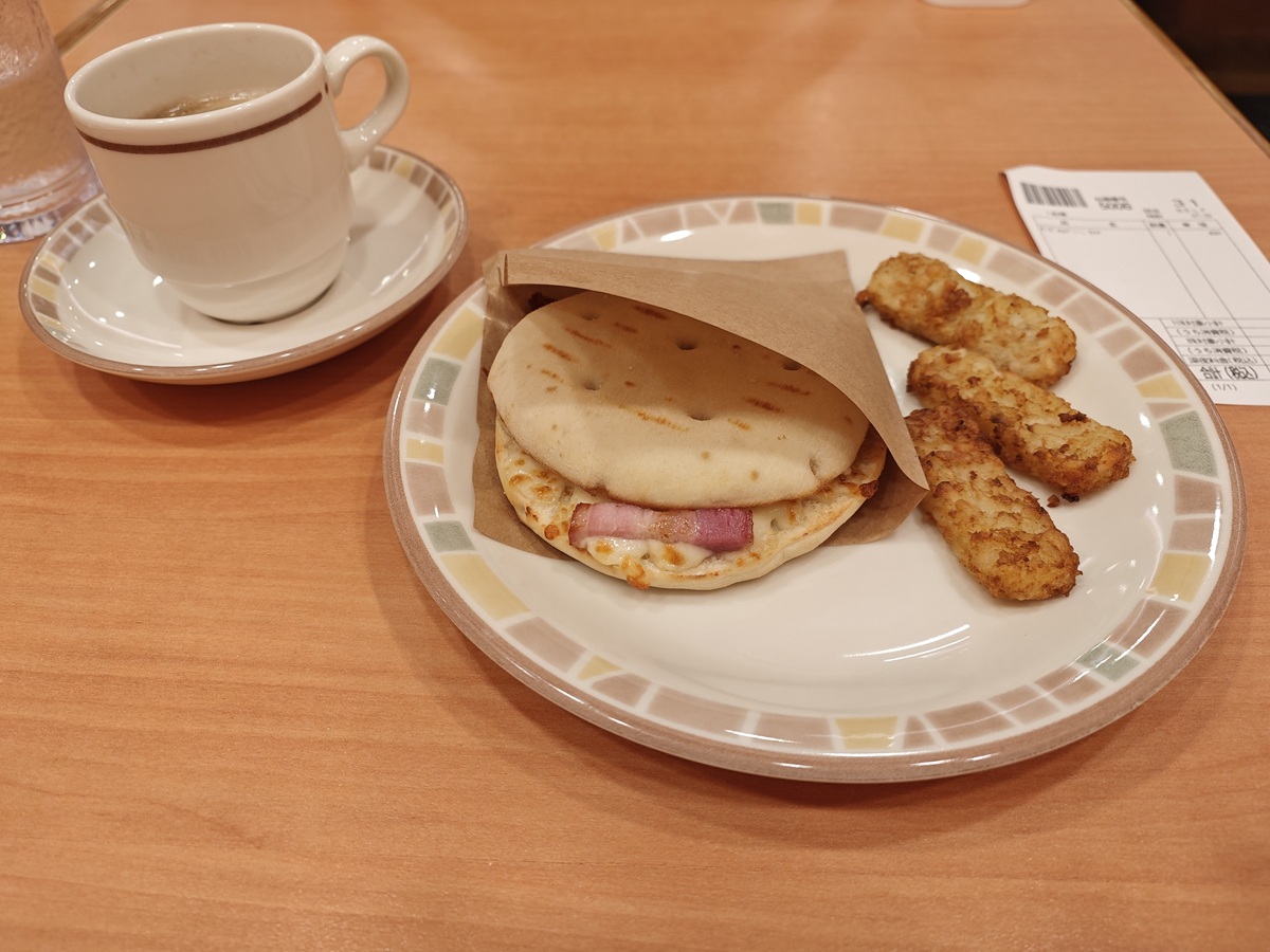 サイゼリヤ「パンチェッタとチーズのパニーニ」