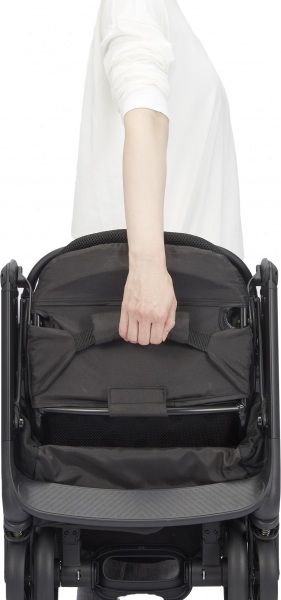 「A3サイズに畳めるベビーカー」誕生の舞台裏…コンビが描く次世代の子育て支援の画像3