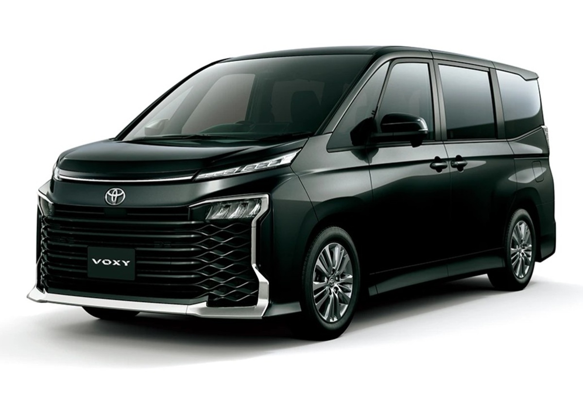 トヨタ「受注停止」「超長納期化」の裏側…中古車が新車を100万円上回る異常事態の画像1