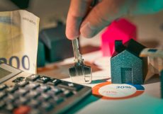 フラット35上限1.2億円は「善意」か「劇薬」か…利上げ局面で膨らむ無理な住宅ローン