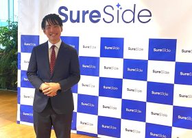  「人がAIの世話をしている」という"ねじれ"を解消せよ…DMMグループ発のCS特化AI「SureSide」が挑む、PoC死の構造的課題