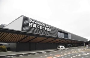 熊本空港、民営化後初の黒字化…TSMC特需だけではない「産業×観光」合理的戦略