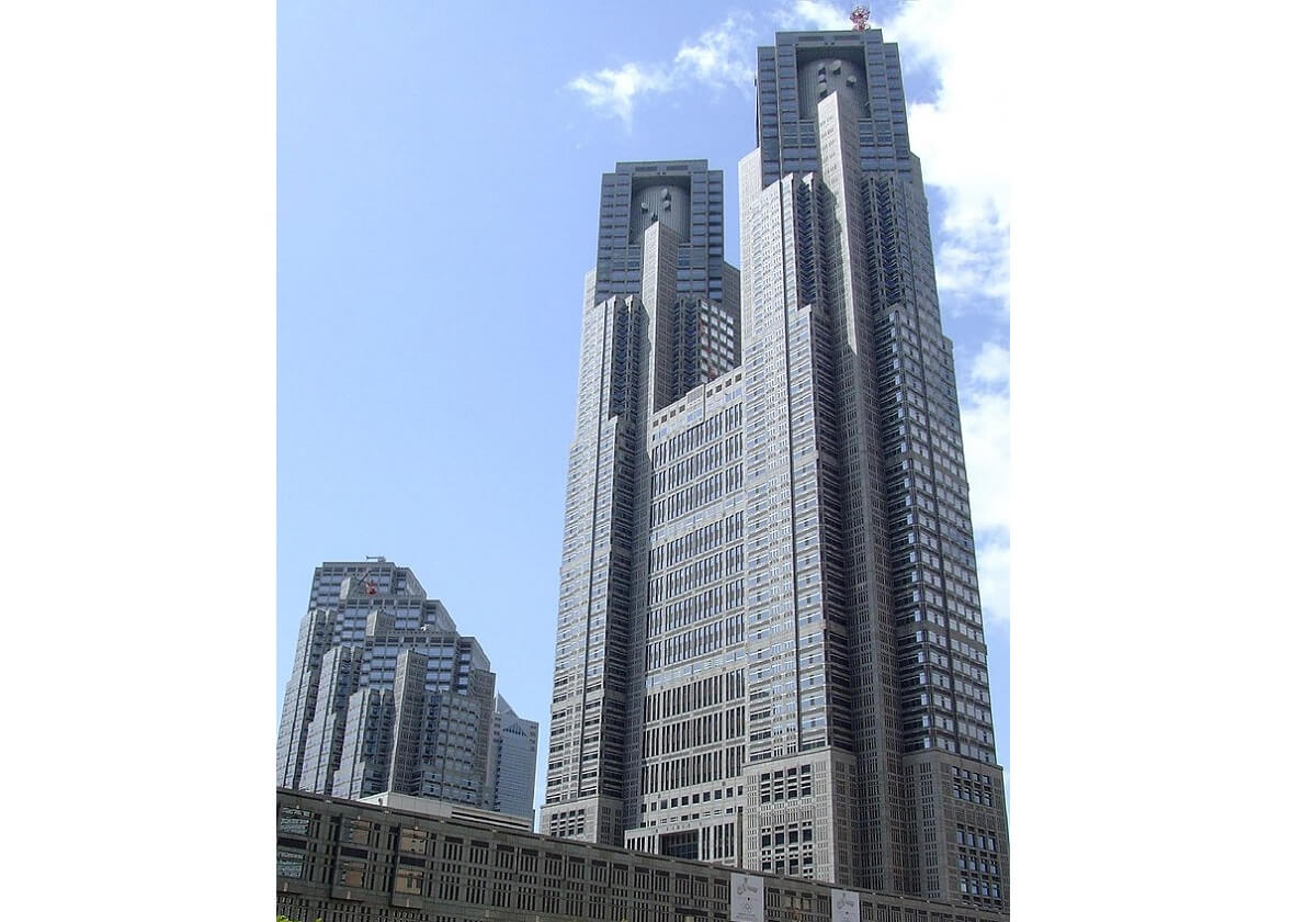 東京、PCR検査の陽性率上昇止まらず…検査増加で説明つかず 店舗従業員の感染情報急増の画像1